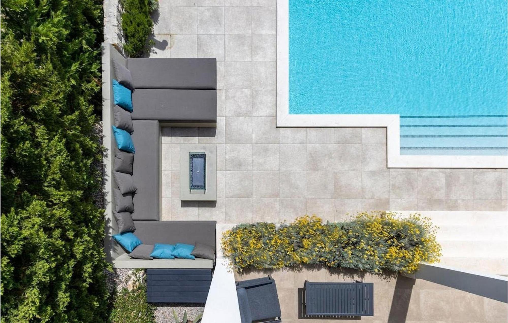 Villa Margo Loretta Smrika Bagian luar foto